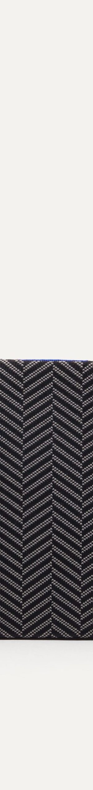 The Wristlet - Shadow Black