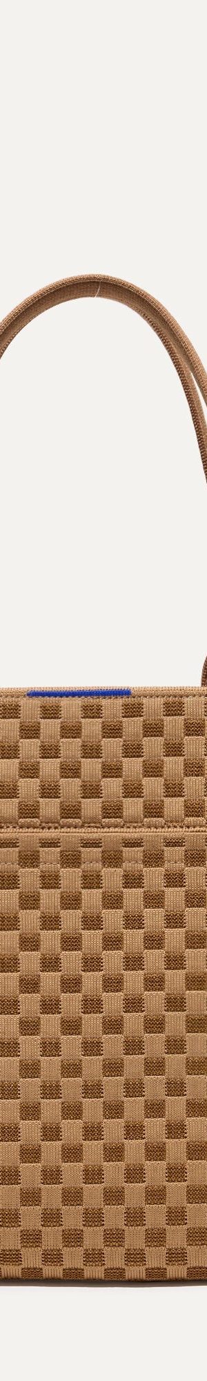 The Classic Tote - Hazelnut