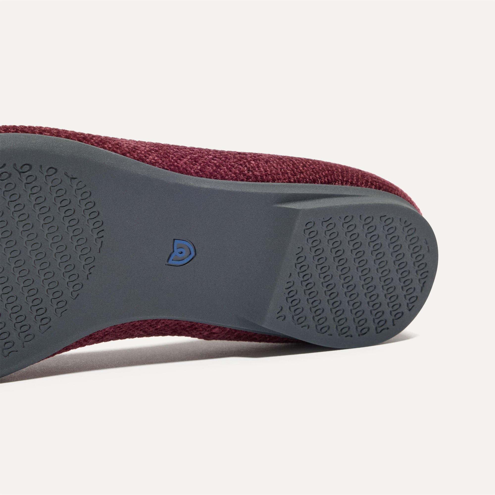 The ReVelvet™ Emblem Point II - ReVelvet™ Syrah - Image 7